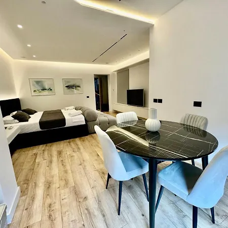 Apartment The Architect's In Tirana