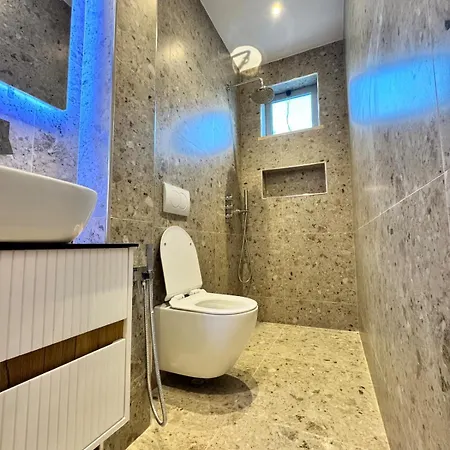 The Architect's In Apartment